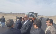 ببینید| بازدید استاندار و مدیر کل راه و شهرسازی سیستان و بلوچستان از عملیات ساخت بزرگراه خاش- زاهدان