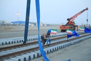 آغاز ریل‌گذاری در بندر شهید بهشتی چابهار با حضور فرزانه صادق وزیر راه و شهرسازی
