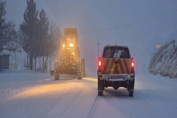 ️برف‌روبی ۲۶ هزار و ۵۵۰ کیلومتر باند در جاده های استان کرمانشاه / تمامی محورهای مواصلاتی باز است