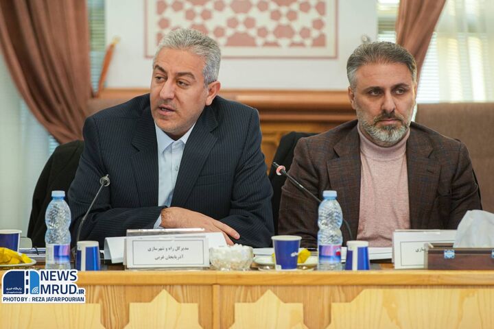 ببینید | نشست تخصصی پایش طرح های حمایتی مسکن با حضور وزیر راه و شهرسازی