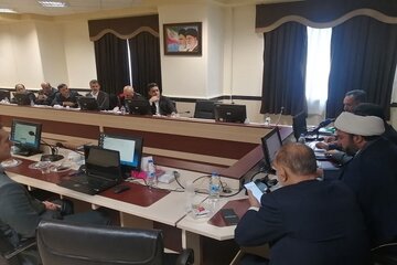 نشست بررسی عملکرداداره کل راه و شهرسازی استان