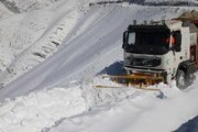 ببینید|عملیات برف روبی و نمک پاشی محور آتشگاه ،دروان،نوجان ،خوارس و  برغان توسط عوامل راهداری شهرستان کرج