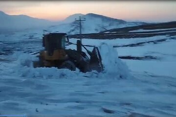 ویدئو | اجرای عملیات برف‌روبی و بازگشایی محور روستایی کی کی توسط راهداران شهرستان بجنورد استان خراسان شمالی
