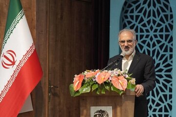 علی خورسندیان