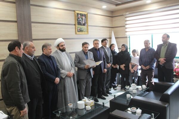 تجلیل از جانبازان راه ایلام.JPG