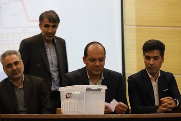 ویدیو| سومین دوره قرعه‌کشی قانون حمایت از خانواده و جوانی جمعیت در شهرستان لنجان و تخصیص ۳۵ پلاک به ۷۰ متقاضی در شهر چمگردان