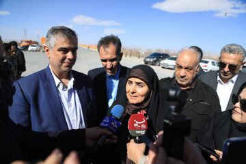 ببینید | افتتاح متمرکز ۶۵ کیلومتر پروژه راه و بزرگراه در استان مرکزی با حضور وزیر راه و شهرسازی