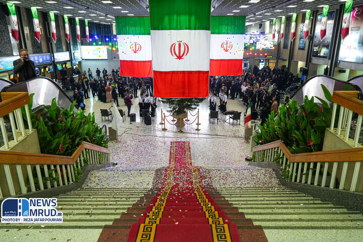 ببینید | آیین بزرگداشت چهل و هفتمین سالگرد پیروزی انقلاب اسلامی در فرودگاه بین‌المللی مهرآباد
