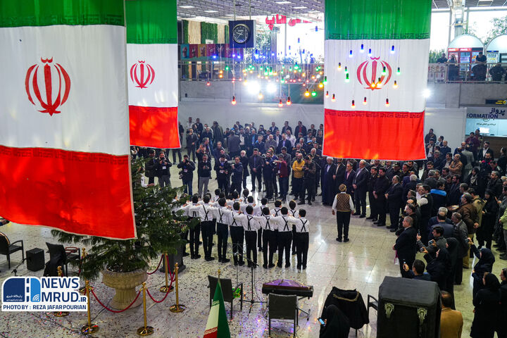 ویدیو| مراسم گرامیداشت سالروز ورود امام خمینی(ره) به میهن اسلامی و آغاز دهه فجر در فرودگاه مهرآباد