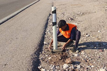 ۲۴ تابلو ایمنی در کهورستان–لار (هرمزگان) نصب شد
