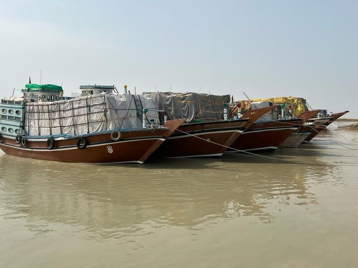 بهره‌مندی از ظرفیت بنادر کوچک و شناورهای سنتی جهت تامین کالاهای اساسی