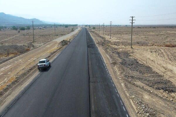 آسفالت همه روستاهای بالای ۵۰ خانوار بوشهر در پرتو انقلاب اسلامی
