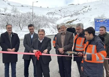 بهره‌برداری از پروژه ۸ کیلومتری روکش آسفالت محور تویسرکان–خیرآباد با اعتبار ۲۰ میلیارد تومان