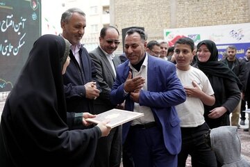 واگذاری زمین به ۲۲۰۰ خانوار  متقاضی طرح جوانی جمعیت استان فارس