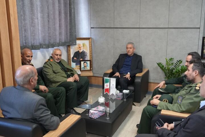 دیدار جانشین سپاه شهدا آذربایجان‌غربی با پیمان آرامون مدیرکل و رئیس شورای هماهنگی راه و شهرسازی استان