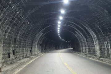 همزمان با دهه فجر ۸۲ پروژه راهداری هرمزگان به بهره‌برداری می رسد