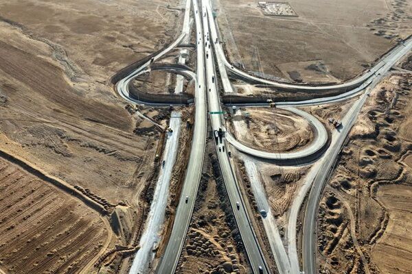 ویدئو| بهره‌برداری از پروژه تقاطع غیرهمسطح راهجرد در بزرگراه اراک - راهجرد