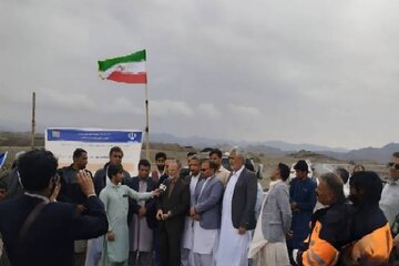 افتتاح و بهره برداری از اجرای ابنیه فنی، زیرسازی و آسفالت محور روستایی گتی آپ_ گنگزار آباد در جنوب سیستان و بلوچستان