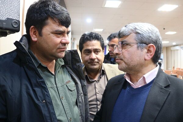 ببینید |دیدار چهره به چهره مردم میامی با مدیر کل راه و شهرسازی شرق استان سمنان (شاهرود)