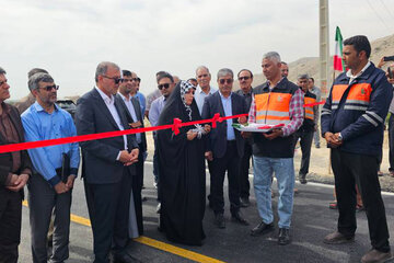 افتتاح ۱۲ کیلومتر راه روستایی و روکش آسفالت محور خمیر–کهورستان