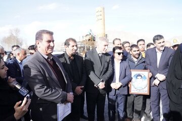 ببینید|آغاز عملیات اجرایی احداث تقاطع غیر همسطح بلوار امام رضا (ع) بر روی زاینده‌رود در دیزیچه همزمان با دهه فجر