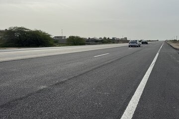 ۱۰ پروژه راهداری تنگستان آغاز و بهره برداری شد