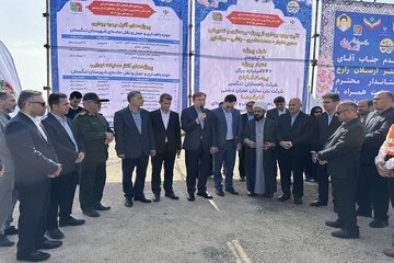 ۱۰ پروژه راهداری تنگستان آغاز و بهره برداری شد