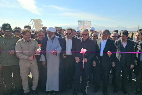 افتتاح ۴ پروژه راهداری در بخش دیهوک همزمان با دهه فجر