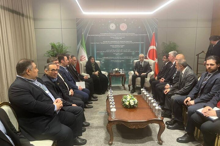 تاکید ایران و ترکیه بر توسعه همکاری‌های حمل‌ونقل/ اتصال ریلی جدید در مرز چشمه‌ثریا-آرالیک