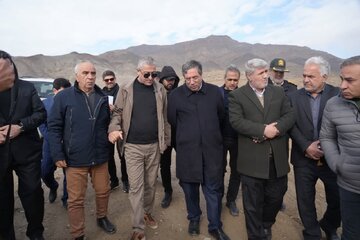 بازدید استاندار آذربایجان‌غربی از محور سه‌راهی ایواوغلی تا گیت ورودی منطقه آزاد ماکو