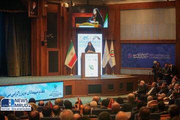 ببینید | همایش بین‌المللی فرصت‌های سرمایه‌گذاری راه‌گذرهای ریلی و جاده‌ای