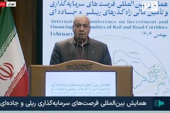 امضای ۶ تفاهم‌نامه میان شرکت ساخت و توسعه و سرمایه‌گذاران ریلی و جاده‌ای در همایش «ایران کریدور۲۰۲۶»