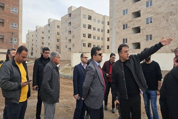 ببینید|بازدید مدیرکل راه و شهرسازی استان تهران از پروژه های آماده افتتاح مسکن حمایتی در شهرهای شهریار و پرند