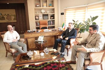 دیدار شهردار رامسر با گلپایگانی