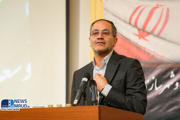 ببینید|چهارمین نشست هم اندیشی همکاران محترم ستاد وزارت راه و شهرسازی با معاون توسعه مدیریت و منابع