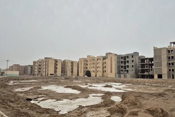 عملیات آماده سازی معابر سایت فرهنگان ۳ و۴ آبادان انجام می شود