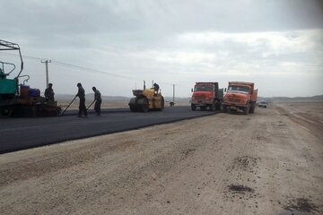 ببینید| تلاش بی وقفه اداره کل راه و شهرسازی سیستان و بلوچستان برای تکمیل شبکه بزرگراهی زاهدان- خاش