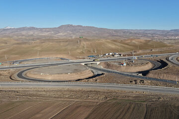 ببینید| آئین افتتاح و بهره‌برداری از تقاطع غیرهمسطح فاراب در محور اردبیل - سرچم