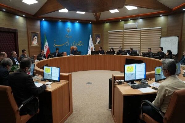 بررسی طرح‌های شهری در کمیسیون ماده ۵ با تأکید بر حفظ اراضی کشاورزی در البرز