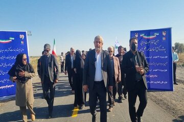 بهره‌برداری و آغاز عملیات اجرایی چهار پروژه راه روستایی در جیرفت با حضور نماینده مردم جیرفت و عنبرآباد