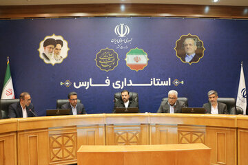 ببینید|دویست و سی و هفتمین جلسه شورای مسکن استان فارس برگزار شد