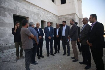 بازدید استاندار بوشهر از پروژه بیمارستان مادر و کودک بوشهر