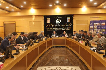 مناقصه قطعه اول اتصال ایلام به شبکه ریلی برگزار می‌شود/ تکمیل مطالعات تا پایان سال