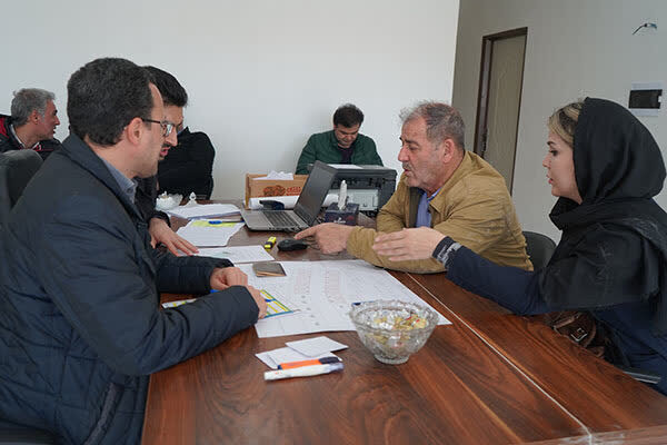 ببینید| مراسم انتخاب واحد متقاضیان در پروژه ۲۰۰ واحدی سرداران شهید فخر ذاکر اندیشه ۴ اردبیل