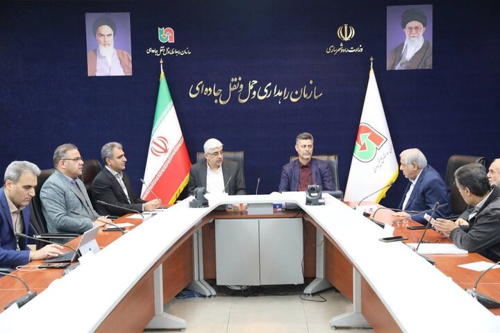 هم‌افزایی سازمان راهداری و خیرین برای ارتقای ایمنی جاده‌ها/الزام ناوگان باری به نصب حفاظ ایمنی تا پایان شهریور ۱۴۰۵