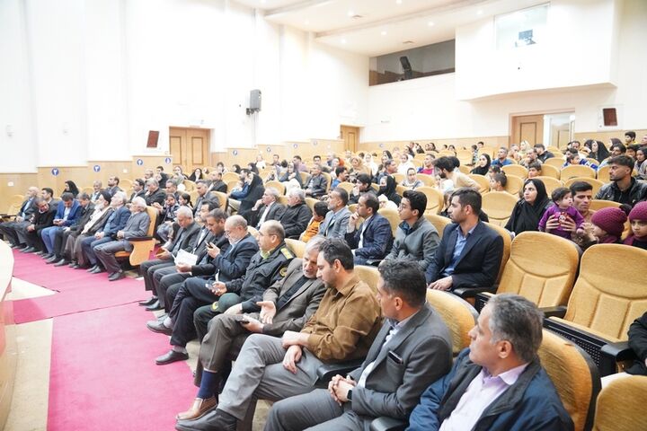 ببینید|واگذاری زمین به ۵۷ خانواده‌ مشمول قانون جوانی جمعیت در شهرستان نطنز