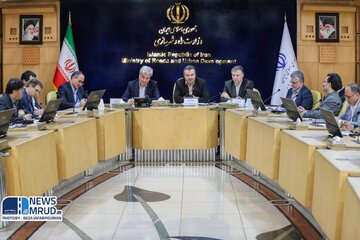 ببینید |