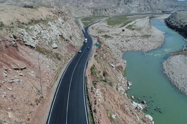 ایمن سازی و حذف ۲۸ نقطه حادثه‌خیز در محورهای مواصلاتی لرستان