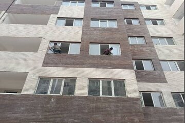 ببینید| فعالیت شبانه روزی در دوران جنگ برای تکمیل و ساخت پروژه‌های نهضت ملی مسکن در استان سیستان و بلوچستان