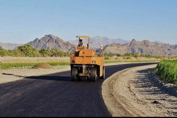 ️اجرای عملیات آسفالت در بیش از ۸۵ کیلومتر از راه‌های روستایی استان کردستان